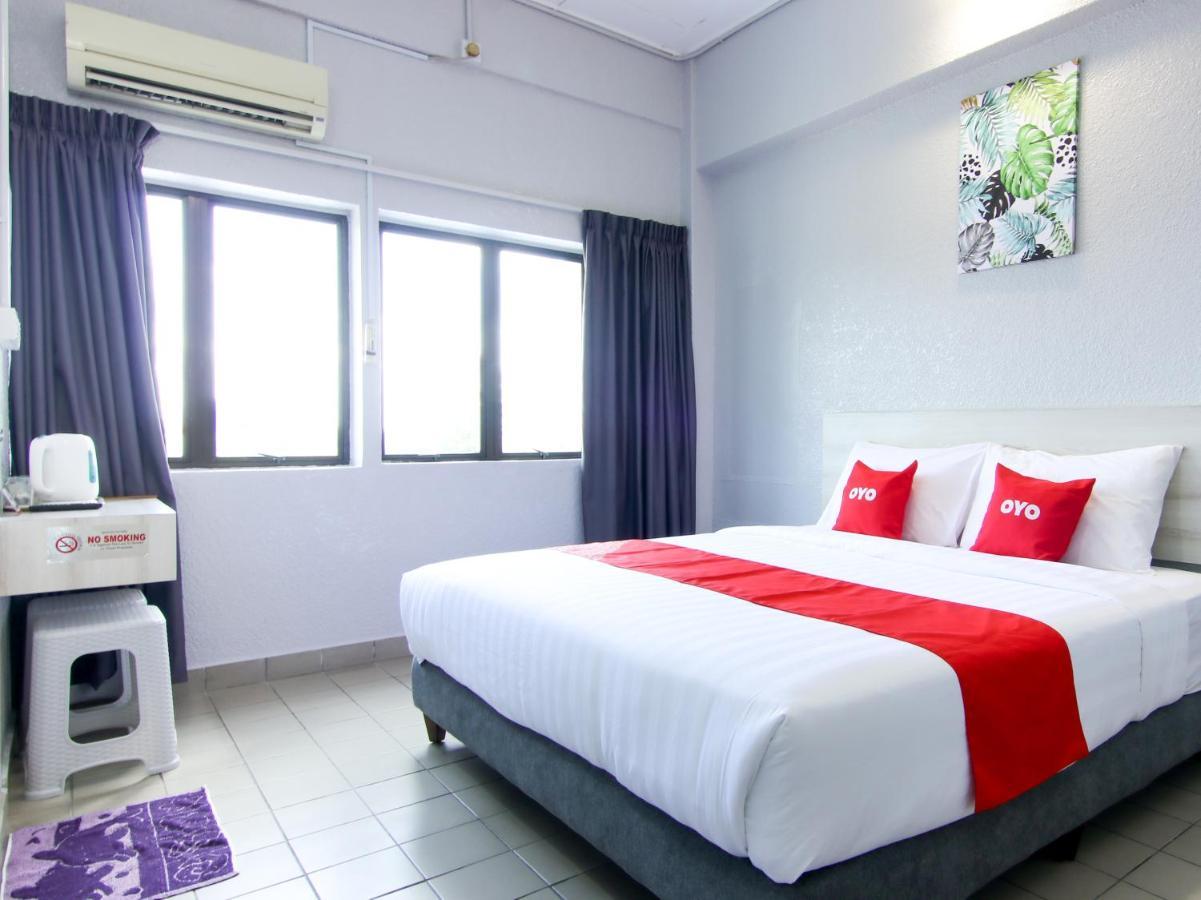 Oyo 89846 Lotus Inn Hotel Malacca Exteriér fotografie